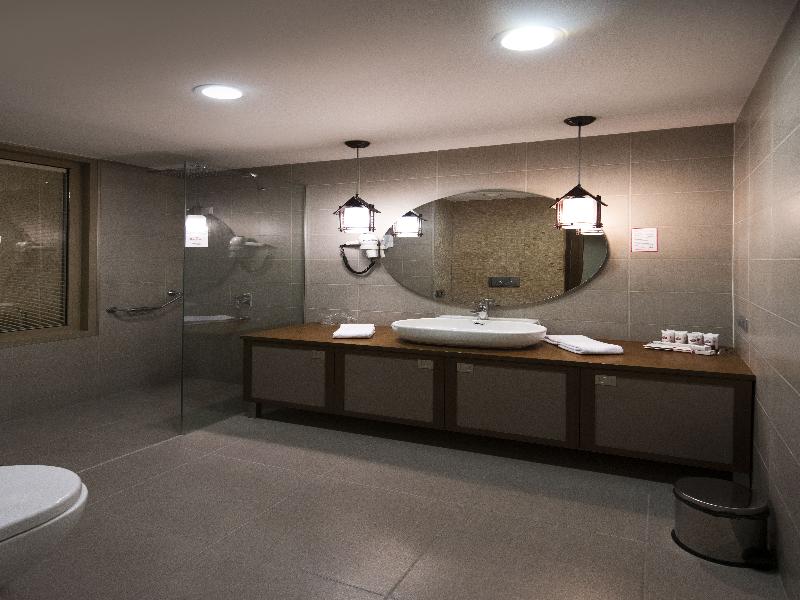 Ramada By Wyndham Podgorica image