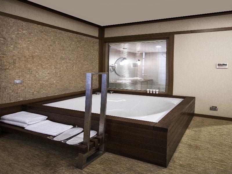 Ramada By Wyndham Podgorica image