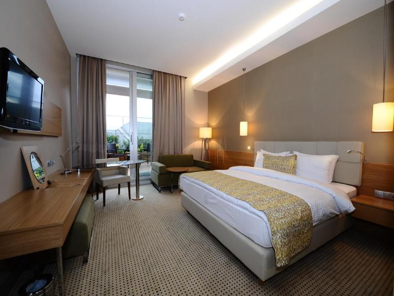 Ramada By Wyndham Podgorica image