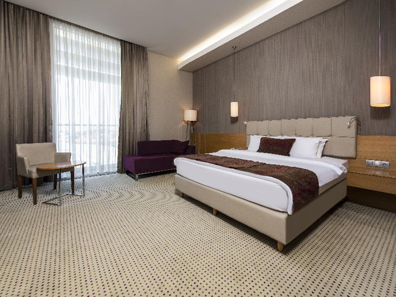 Ramada By Wyndham Podgorica image
