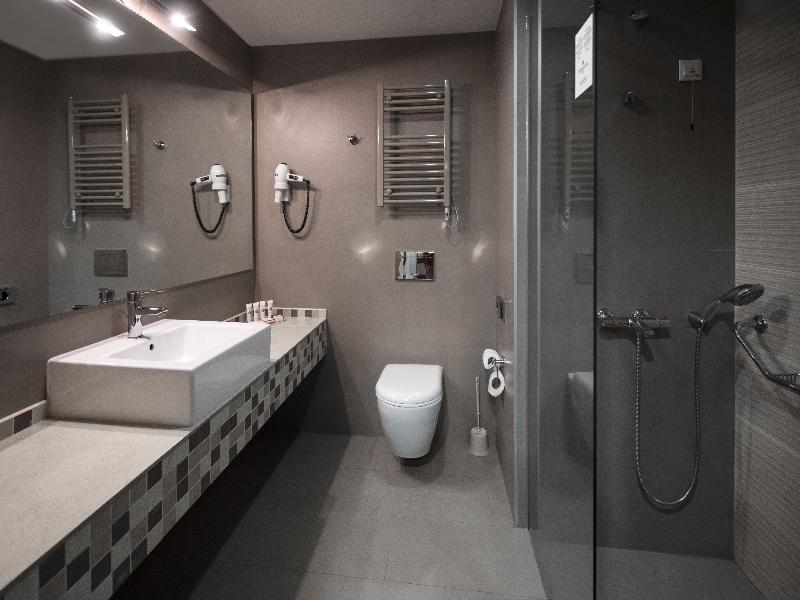 Ramada By Wyndham Podgorica image