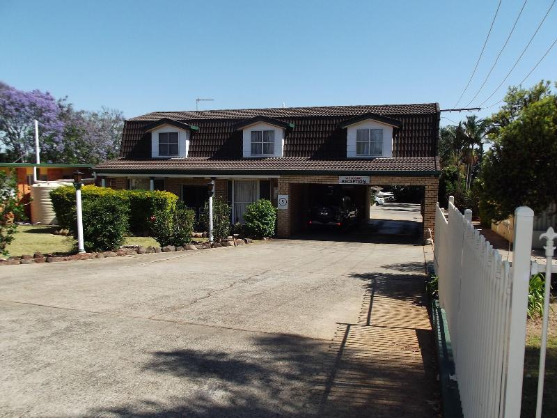 Bridge Street Motor Inn image