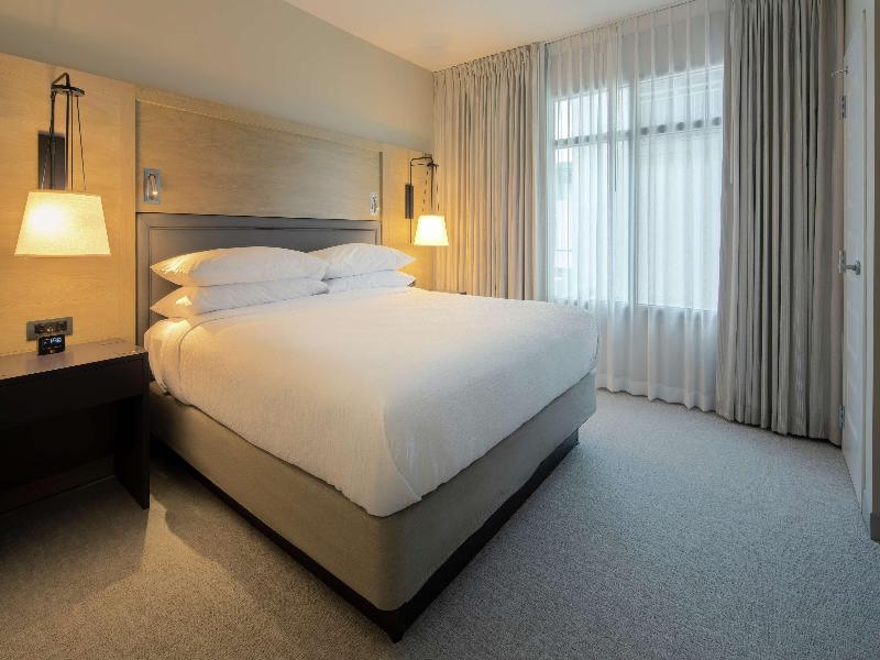 SUITE KING SIZE BED — photo 13