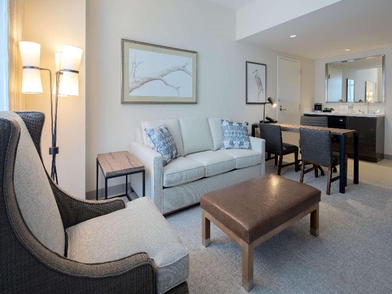 SUITE TWO QUEEN BEDS — photo 4