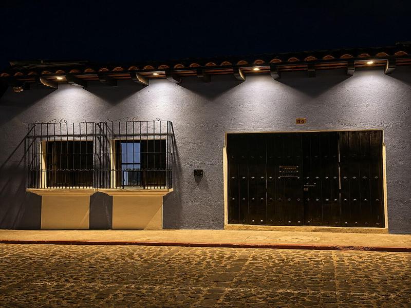 Casa Bella Boutique Antigua image