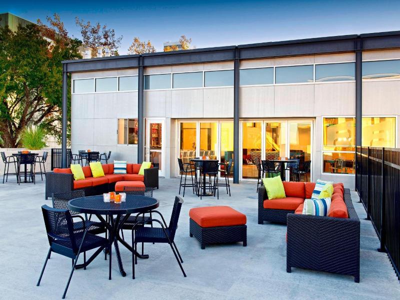 Aloft Tulsa Downtown image