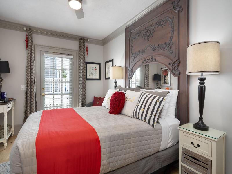 Bayfront Westcott House Bed & Breakfast Inn