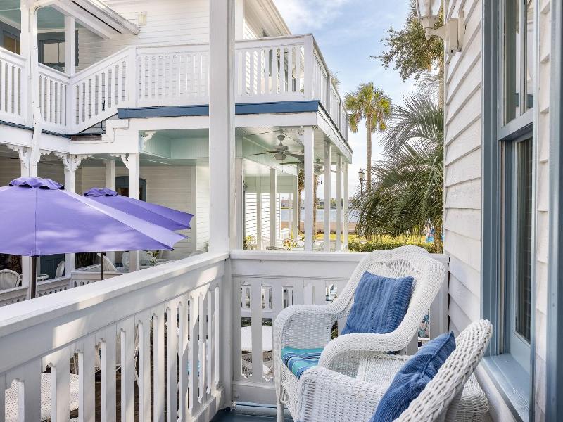 Bayfront Westcott House Bed & Breakfast Inn