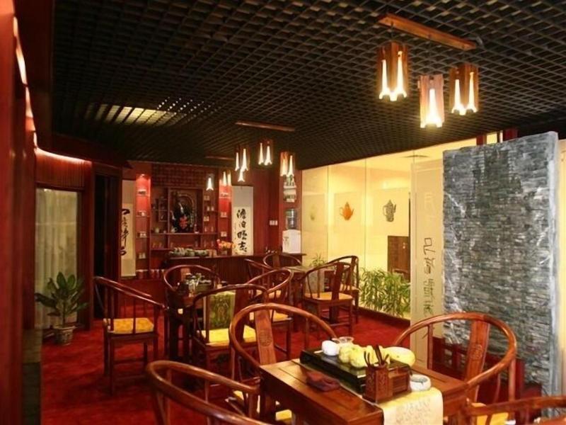Qian'an Jinjiang Hotel