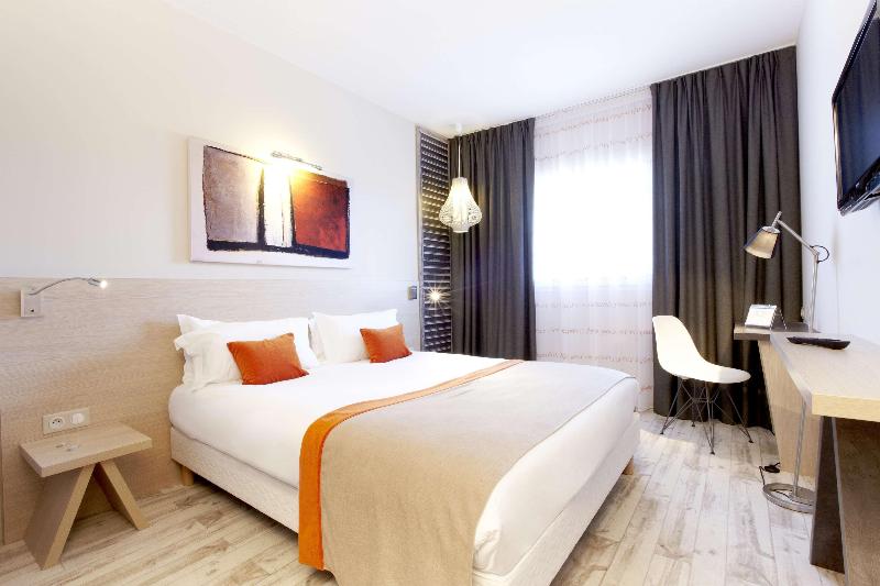 Ibis Styles Vannes Porte du Golfe image