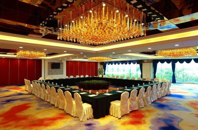 Pan Tower International Hotel image