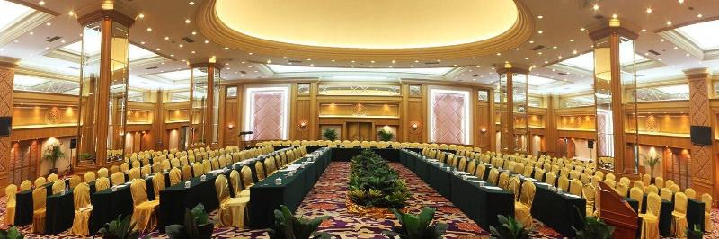 Pan Tower International Hotel image