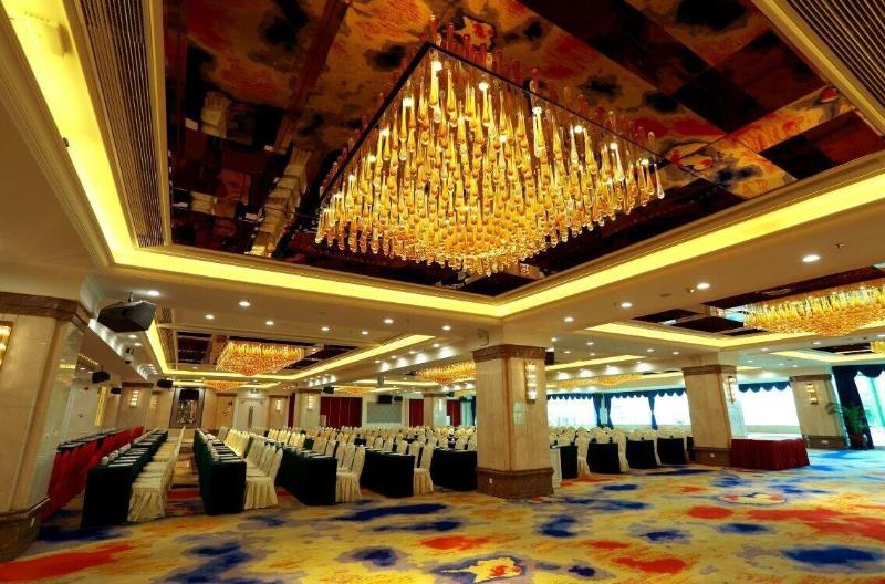 Pan Tower International Hotel image