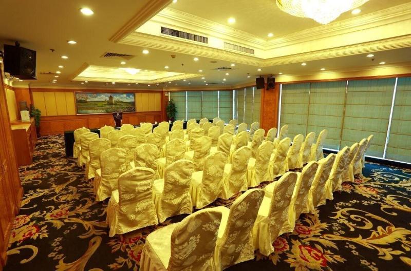 Pan Tower International Hotel image