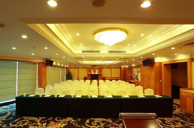 Pan Tower International Hotel image