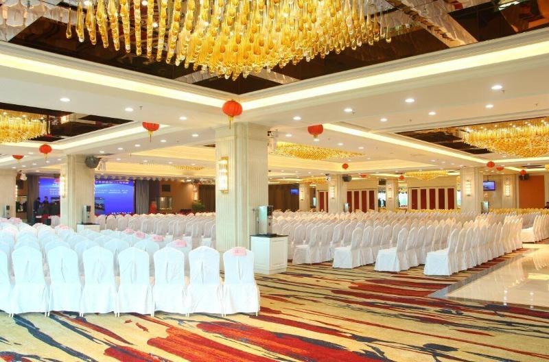 Pan Tower International Hotel image