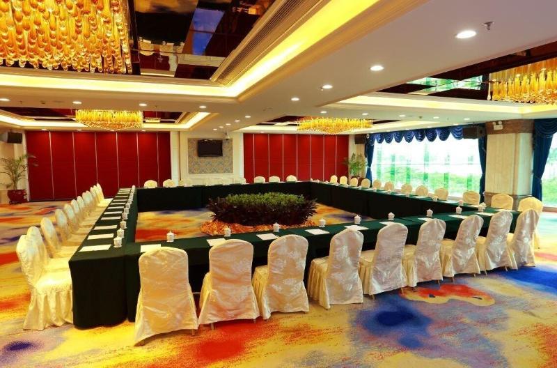 Pan Tower International Hotel image