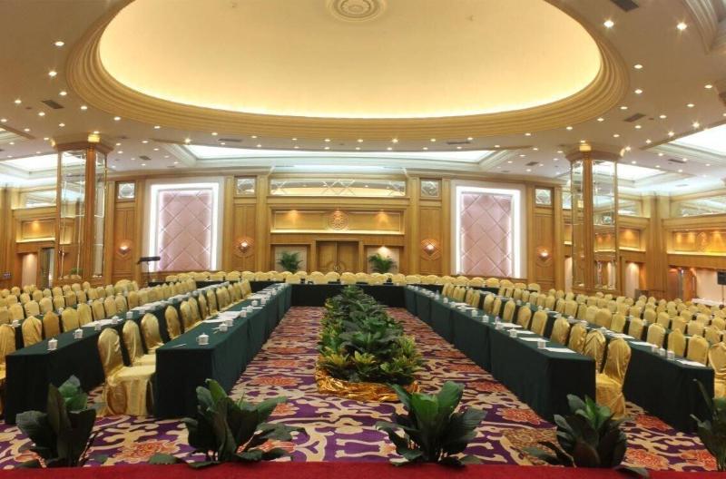 Pan Tower International Hotel image