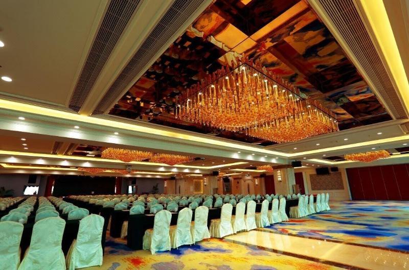 Pan Tower International Hotel image