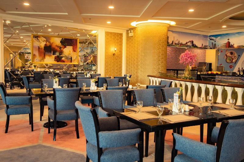 Pan Tower International Hotel image