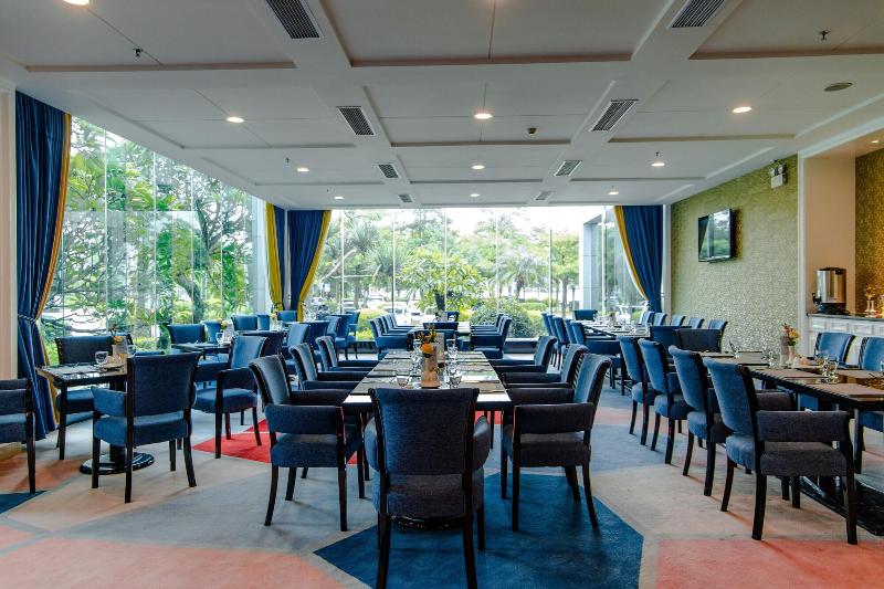 Pan Tower International Hotel image