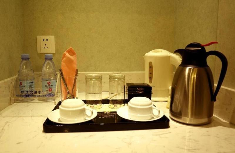 Pan Tower International Hotel image