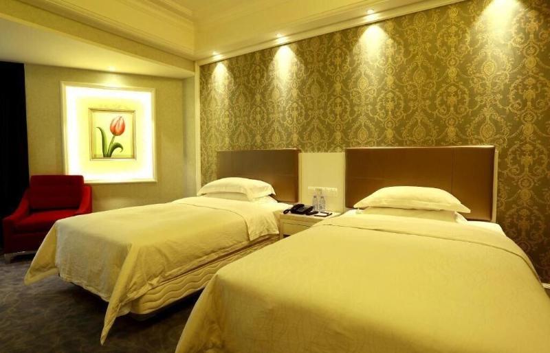 Pan Tower International Hotel image