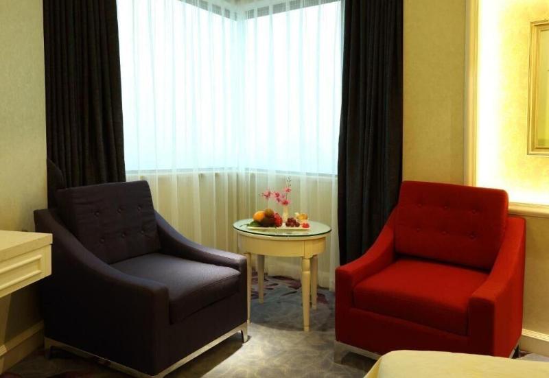 Pan Tower International Hotel image