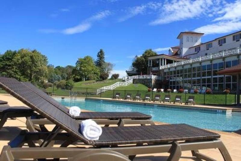 Historic Summit Inn Resort image
