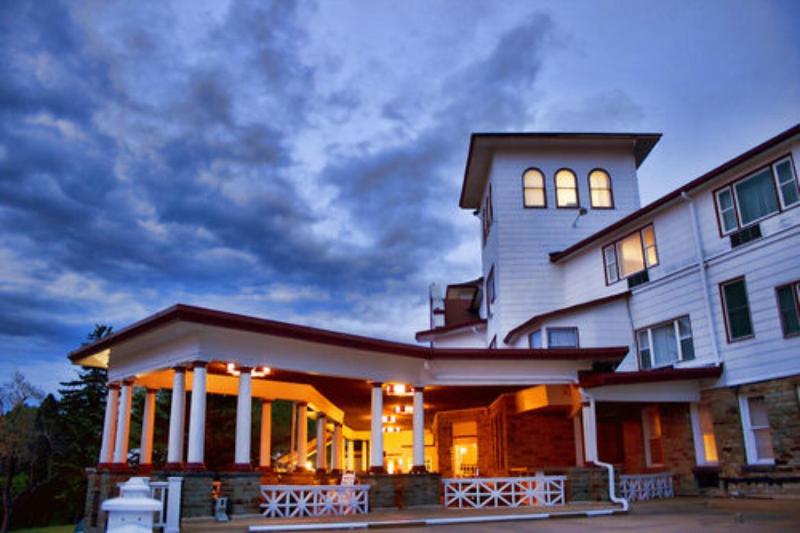 Historic Summit Inn Resort image