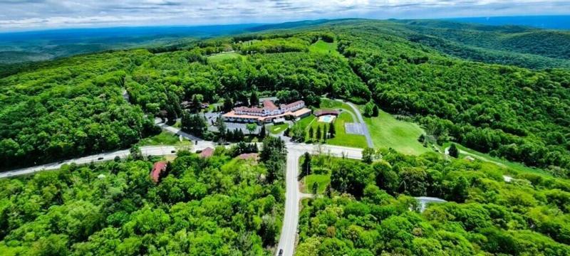Historic Summit Inn Resort image