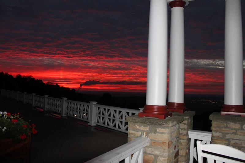 Historic Summit Inn Resort image