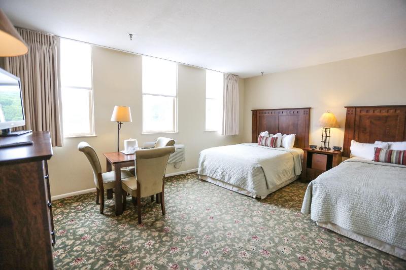 Historic Summit Inn Resort image