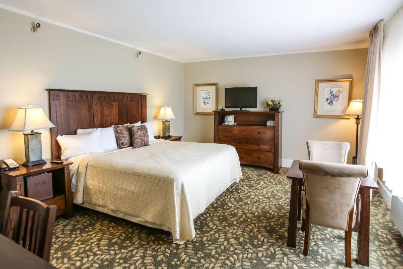 Historic Summit Inn Resort image