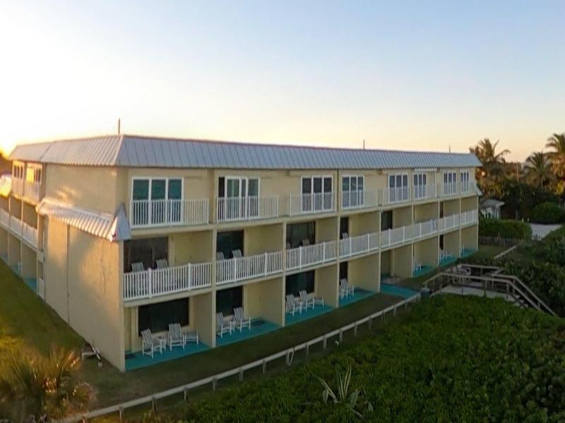 Tuckaway Shores Oceanfront Resort image