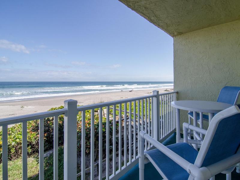 Tuckaway Shores Oceanfront Resort image