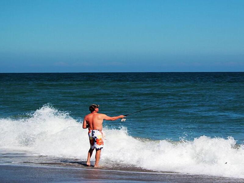 Tuckaway Shores Oceanfront Resort image