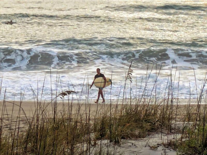 Tuckaway Shores Oceanfront Resort image