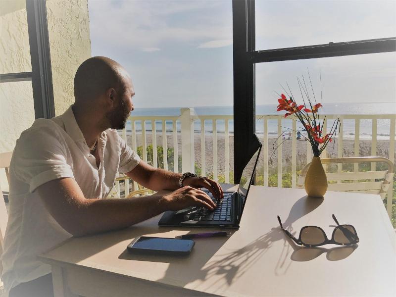 Tuckaway Shores Oceanfront Resort image