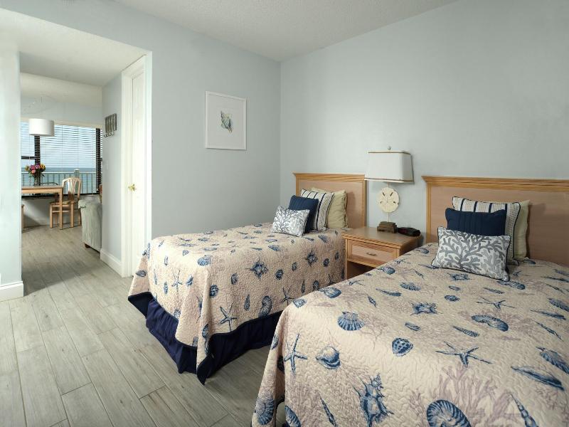 Tuckaway Shores Oceanfront Resort image