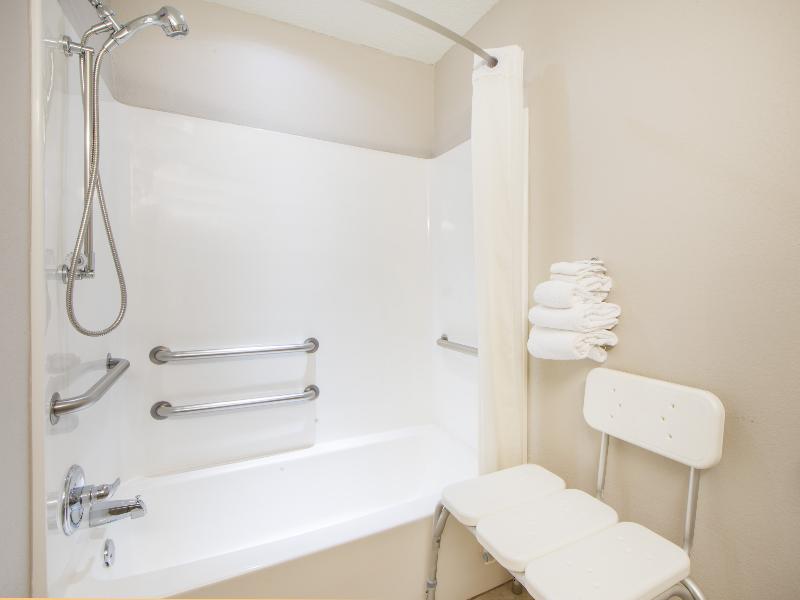 Microtel Inn & Suites By Wyndham Claremore image