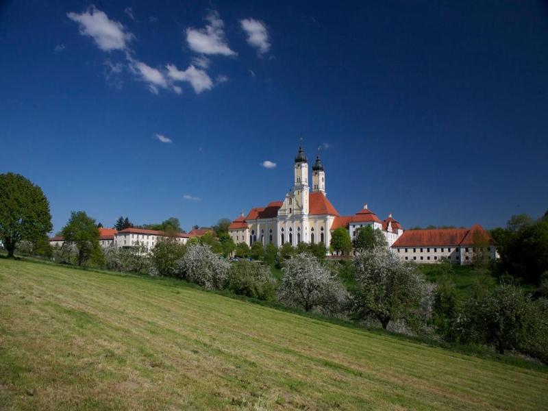 Kloster Gasthof Roggenburg image