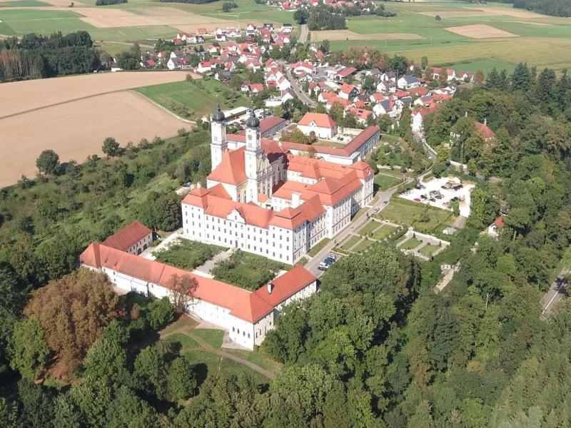 Kloster Gasthof Roggenburg image