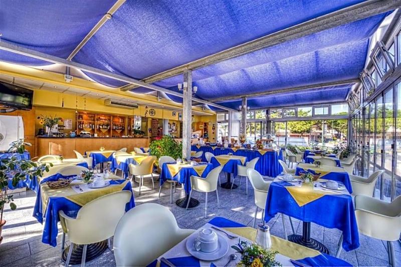 Hotel Minerva image