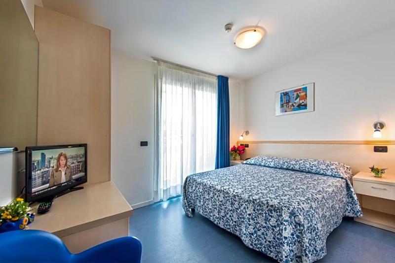 Hotel Minerva image