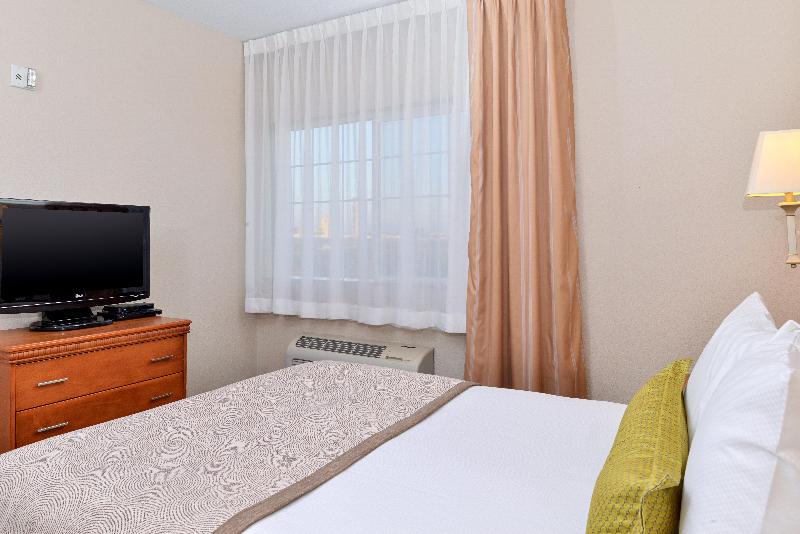 Candlewood Suites Turlock photo 24