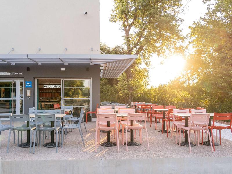 Ibis budget Le Cannet des Maures image