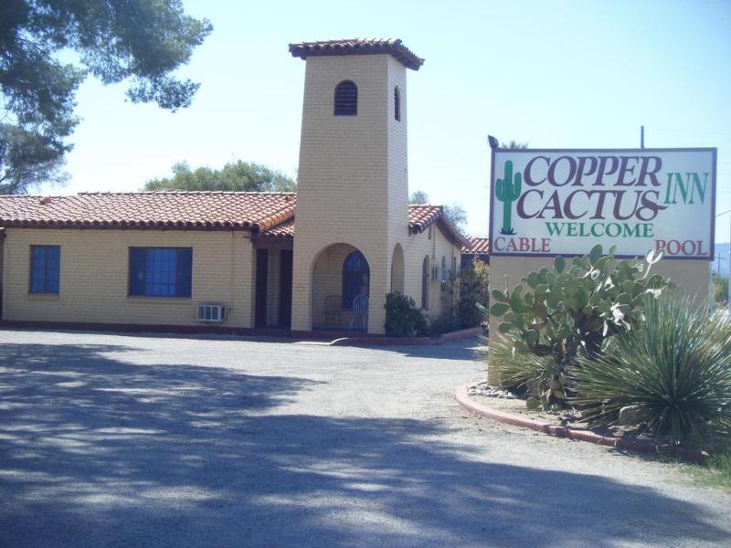 Copper Cactus Inn