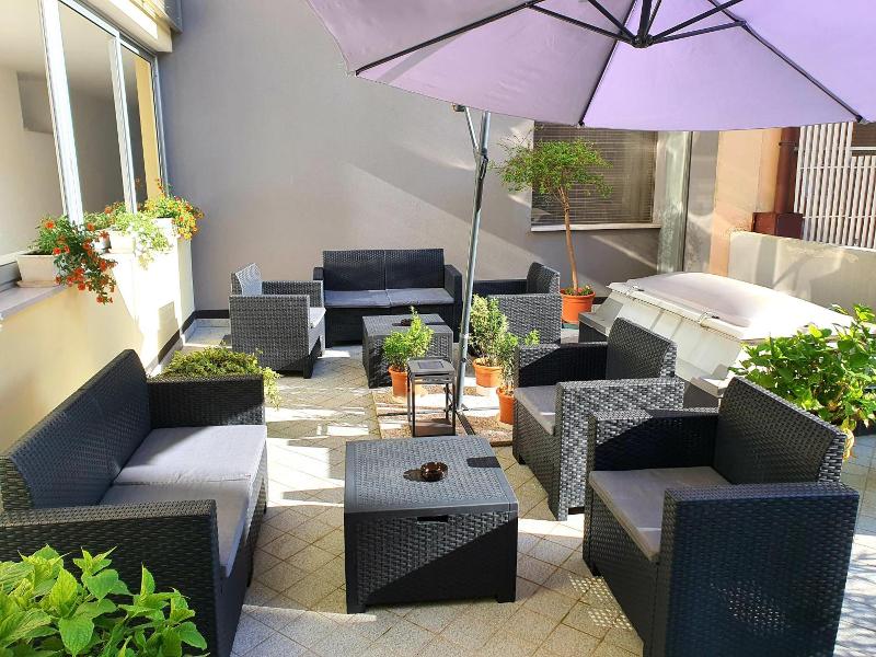 Residence Hotel Hungaria image