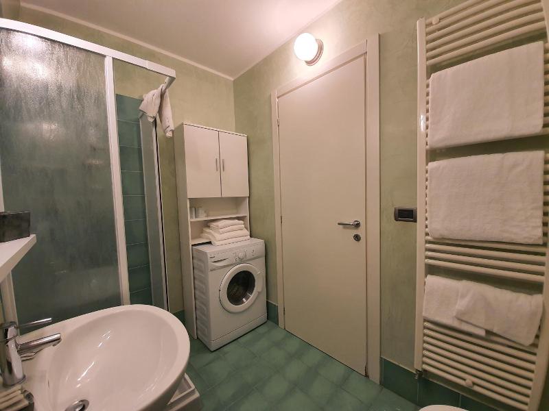 Residence Hotel Hungaria image
